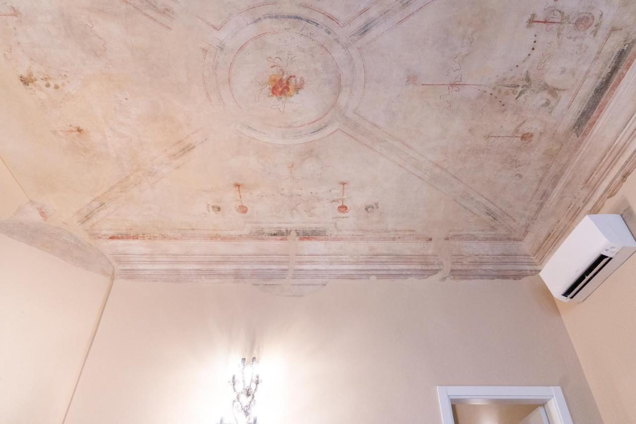 Broccaindosso 33 - Appartamento Nel Centro Storico Bolonia Exterior foto